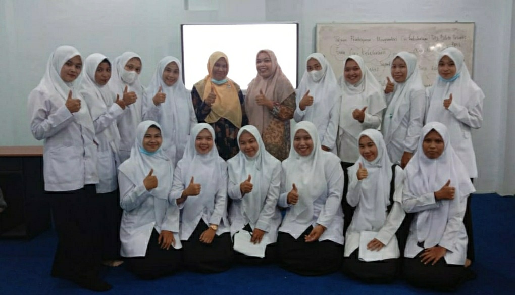 Prodi Pendidikan Bahasa Indonesia UBBG Hadirkan Alumni pada Program Micro Teaching