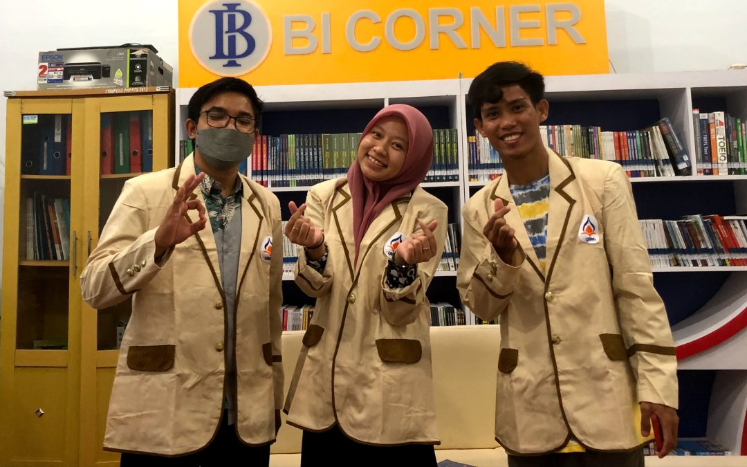 Trio Insiders UBBG Ini Juara III Lomba Debat se-Sumatera