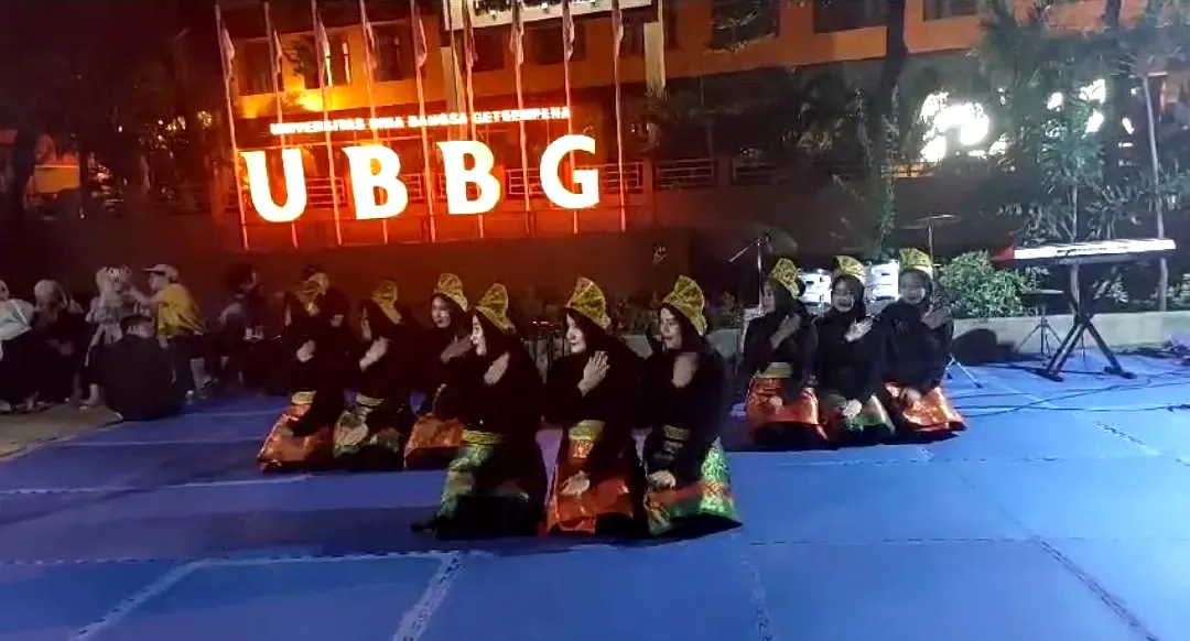 UBBG Gelar Street Performance di Pelataran Parkir: Wadah Generasi Muda yang Kreatif & Inovatif