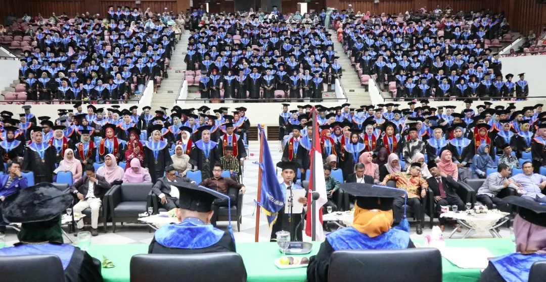 Kukuhkan Asosiasi Alumni, Rektor: Alumni Garda Terdepan Kemajuan UBBG