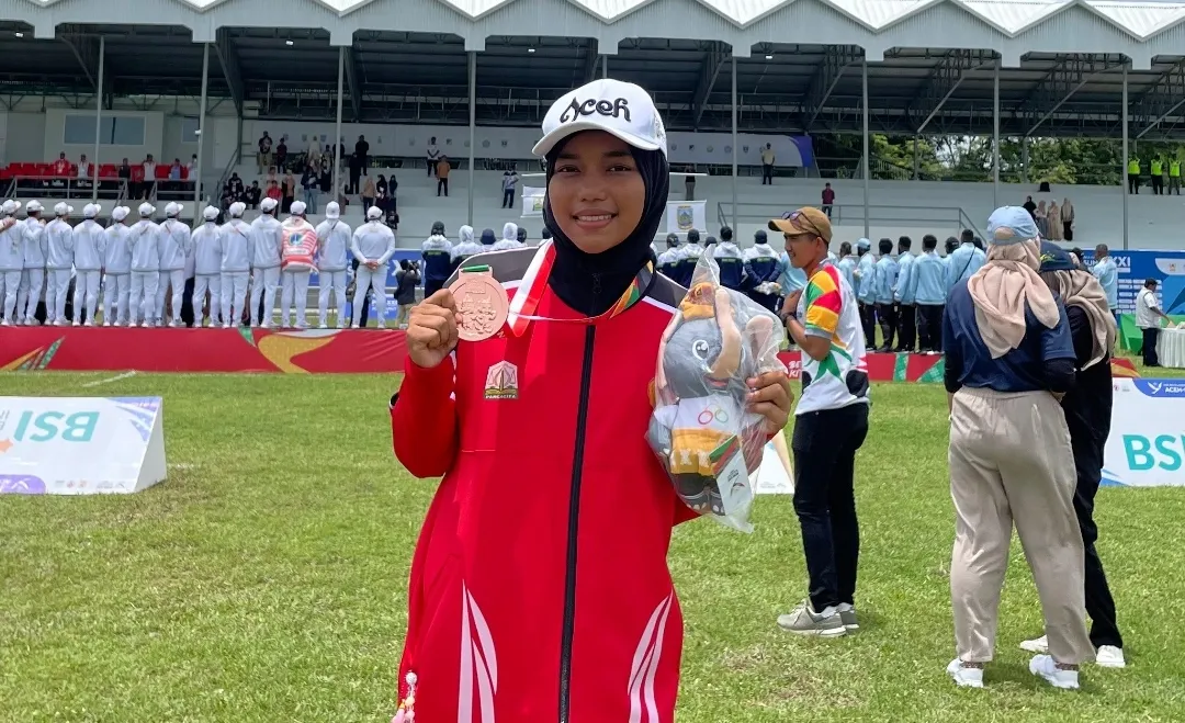 Cut Arini, Mahasiswi Penjas UBBG Raih Perunggu Cabor Rugby Sevens Putri pada PON XXI Tahun 2024