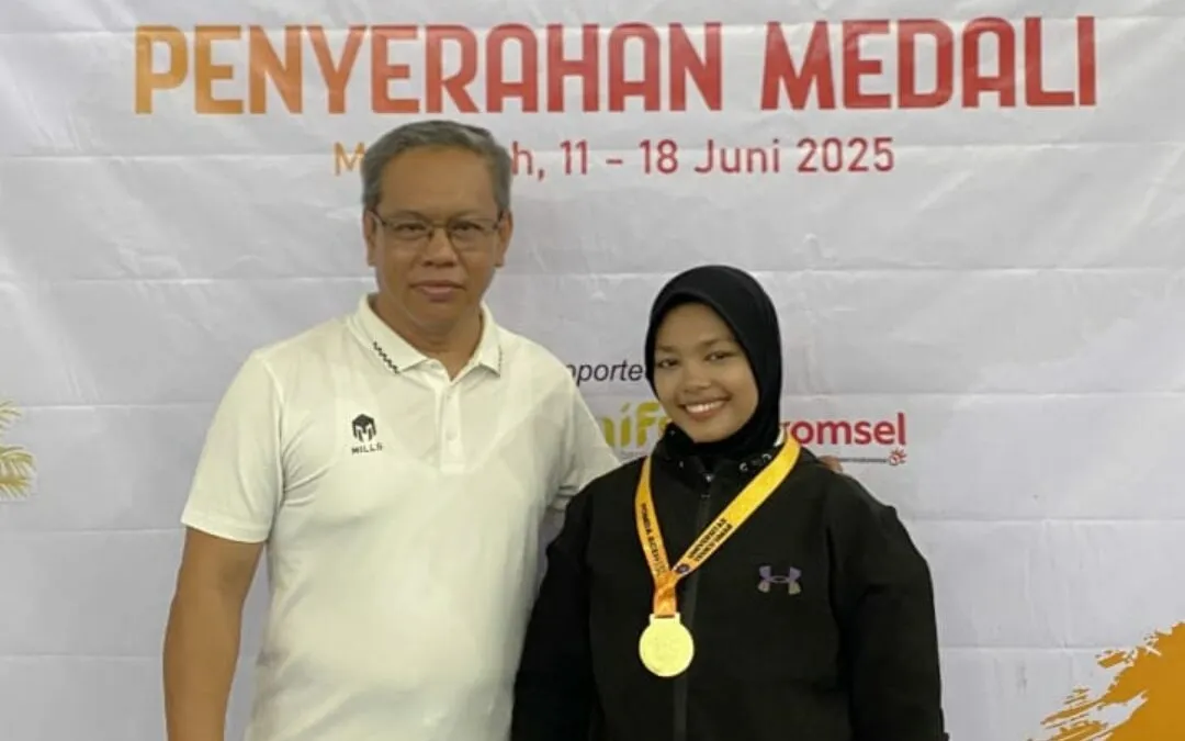 Latifah Hanum, Mahasiswi Penjas UBBG Raih Emas Cabor Karate pada POMDA Aceh XIX Tahun 2025