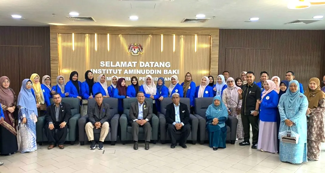 Kembangkan Program Internasional, Mahasiswa Pascasarjana UBBG Adakan Benchmarking di Malaysia